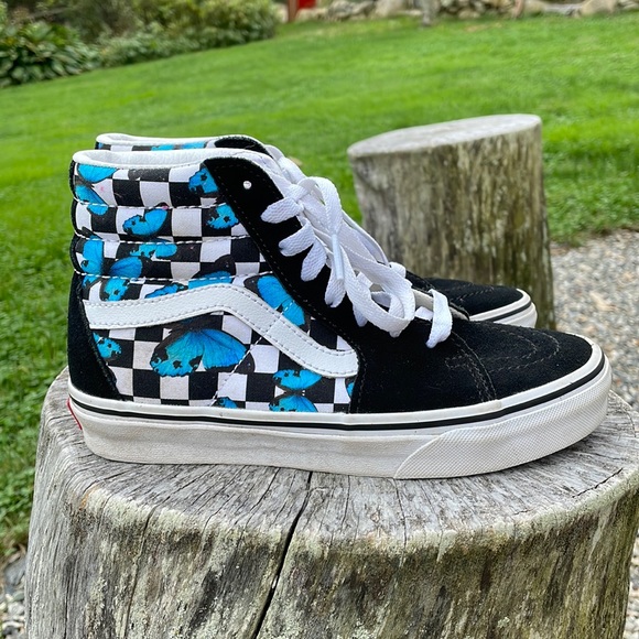 Vans Shoes - Vans Hightops Off The Wall Sneakers